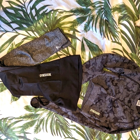 Gymshark set - Picture 1 of 2